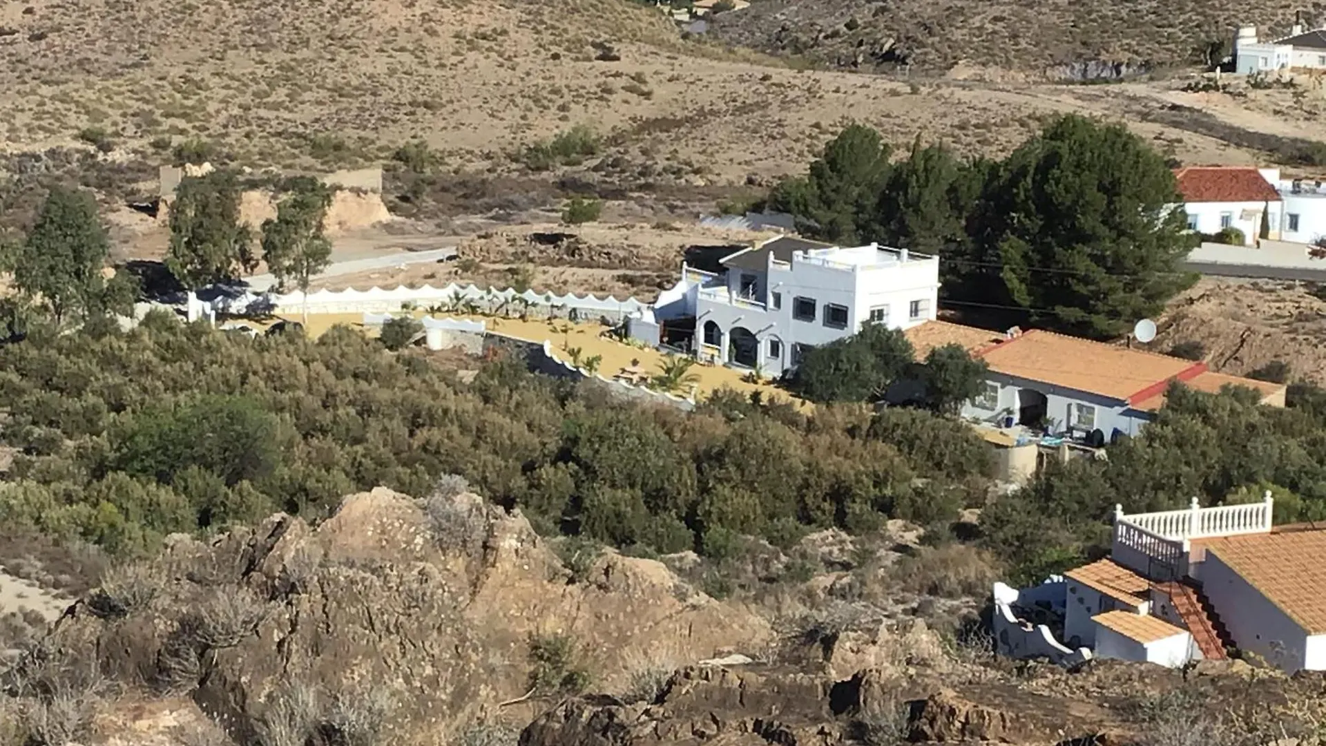Cortijo Los Corazones Cantoria Bed & Breakfast