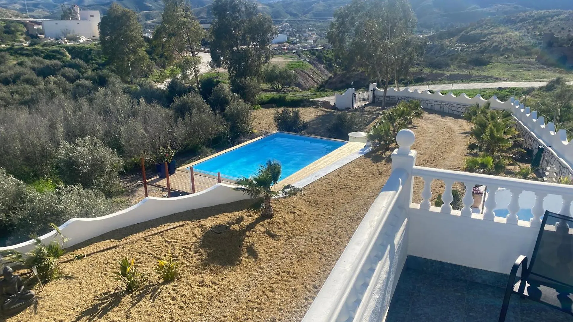 Cortijo Los Corazones Cantoria Bed & Breakfast